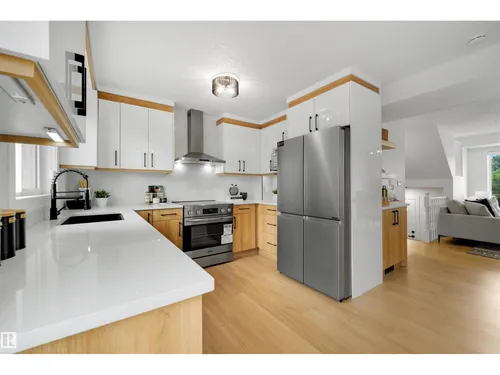 12611 47 ST NW, Edmonton - $349,900