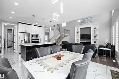 Interior photo 4 of 714 EBBERS PL NW