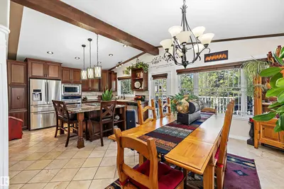 Interior photo 4 of 11124 110A AV NW NW