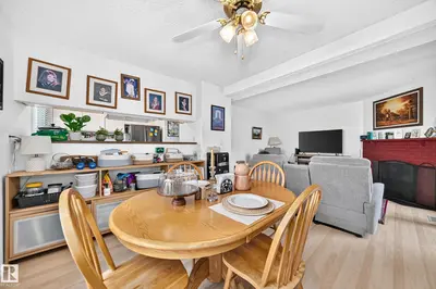 Interior photo 2 of 678 LAKEWOOD RD N NW