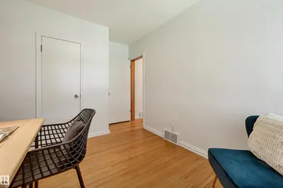 Interior photo 2 of 11619 122 ST NW
