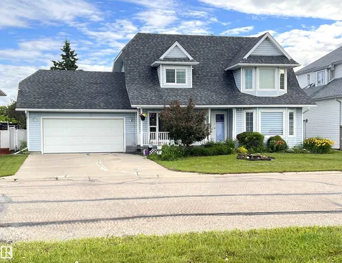 4003 LAKESHORE DR, Bonnyville Town - $429,000