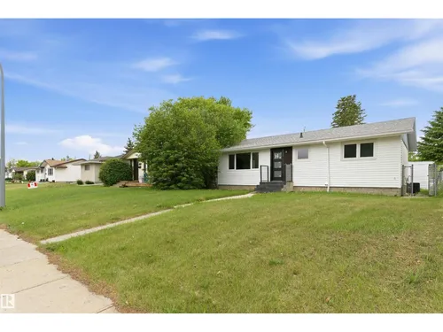 8328 165 ST NW, Edmonton - $499,900