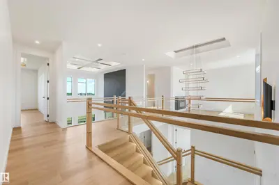 Interior photo 3 of 