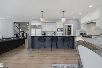 Interior photo 3 of 1305 HAINSTOCK WY SW