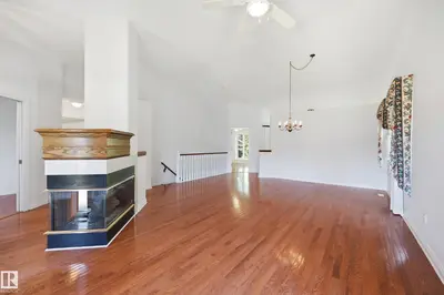 Interior photo 2 of #21 925 PICARD DR NW