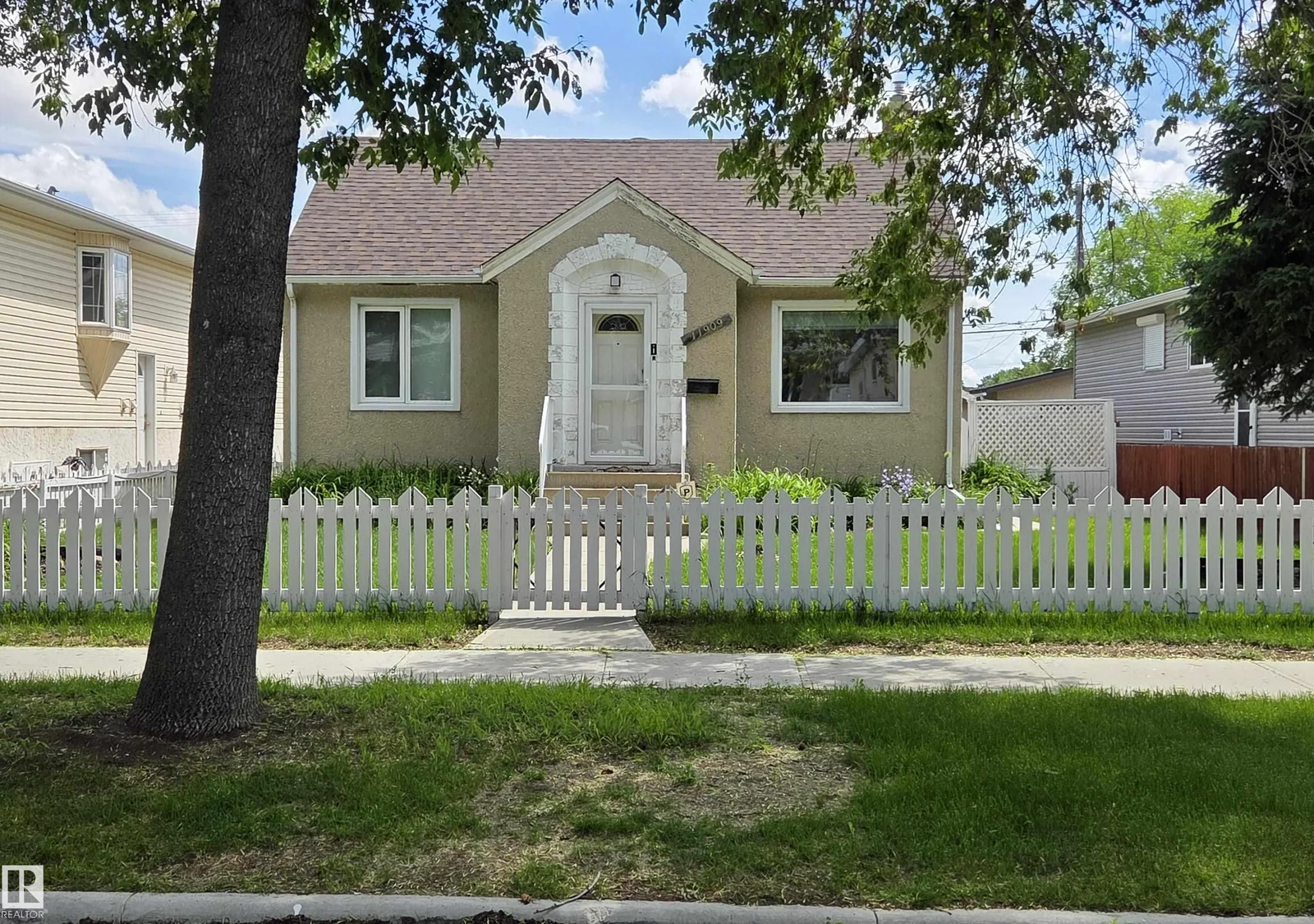 11909 83 ST NW, Edmonton - 2 bedroom Detached Single Family for sale