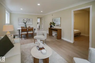 Interior photo 2 of 11536 95A ST NW