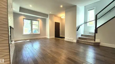 Interior photo 3 of 11246 78 AV NW