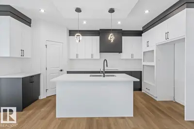 Interior photo 2 of 18 Juniper WD