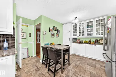 Interior photo 4 of 11423 161 AV NW