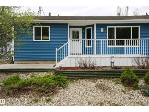 1515 Marine CR, Rural Lac Ste. Anne County - $394,000