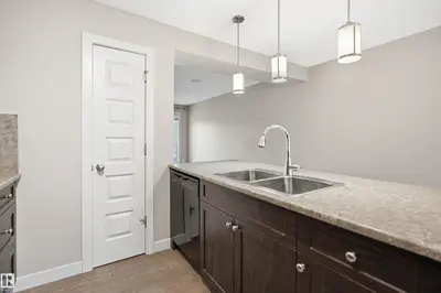 Interior photo 4 of 1780 CUNNINGHAM WY SW