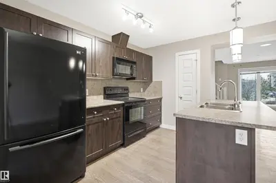 Interior photo 1 of 1780 CUNNINGHAM WY SW