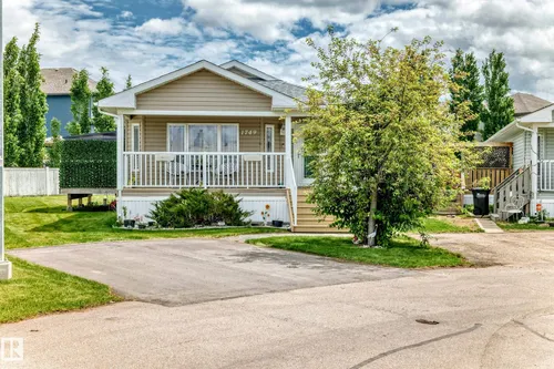 1749 Jubilee Loop, Sherwood Park - $230,000