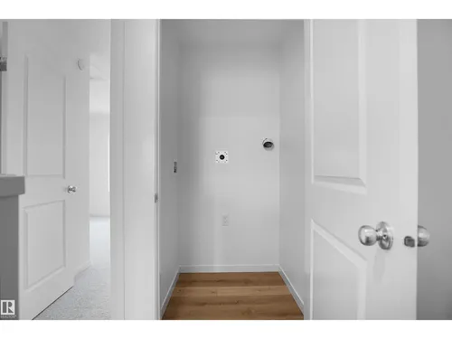 1429 9 ST NW, Edmonton - $399,998