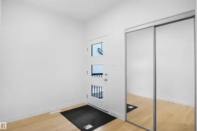 Interior photo 1 of 3412 122 ST SW