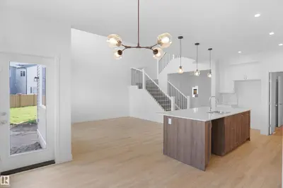Interior photo 2 of 2603 15 AV NW