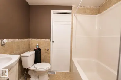 Interior photo 3 of 2415 West Oak WAY NW