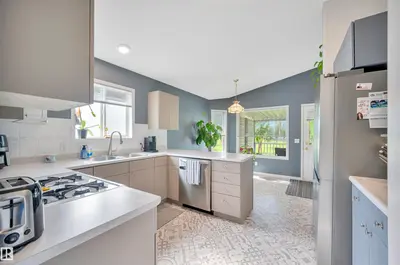 Interior photo 4 of 36 DAWSON CR