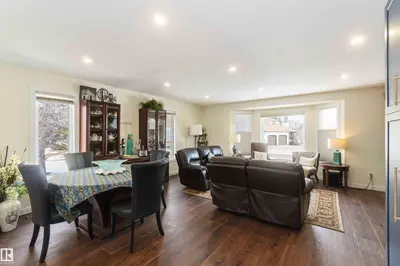 Interior photo 3 of 