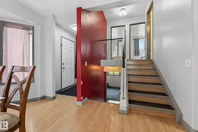 Interior photo 4 of 135 Hyndman CR NW