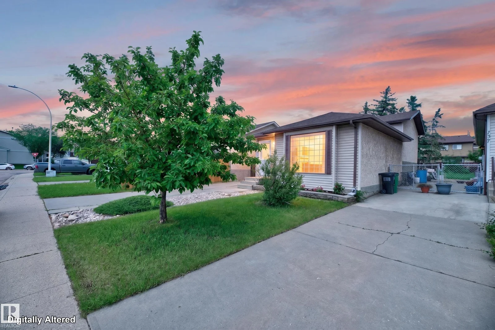 135 Hyndman CR NW, Edmonton - 2 bedroom Detached Single Family for sale