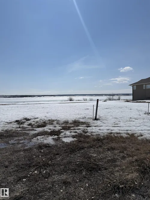 3608 Lakeshore drive, Bonnyville Town - $175,000