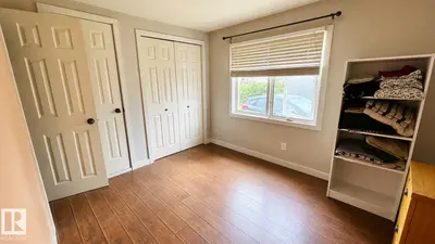 Interior photo 3 of 4811 43 ST