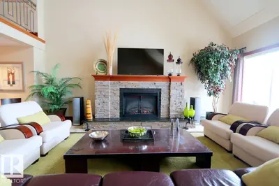Interior photo 4 of #penthouse 1402 9707 105 ST NW