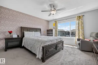 Interior photo 3 of 2534 WONNACOTT LO SW