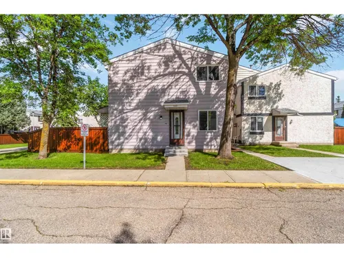 140 PRIMROSE GARDENS GD NW, Edmonton - $225,000