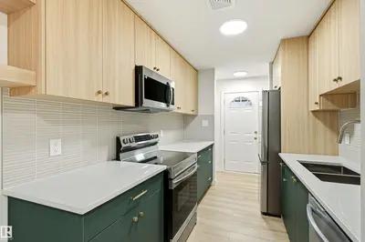 Interior photo 3 of 18217 84 AV NW NW