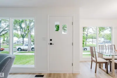 Interior photo 1 of 11208 69 ST NW