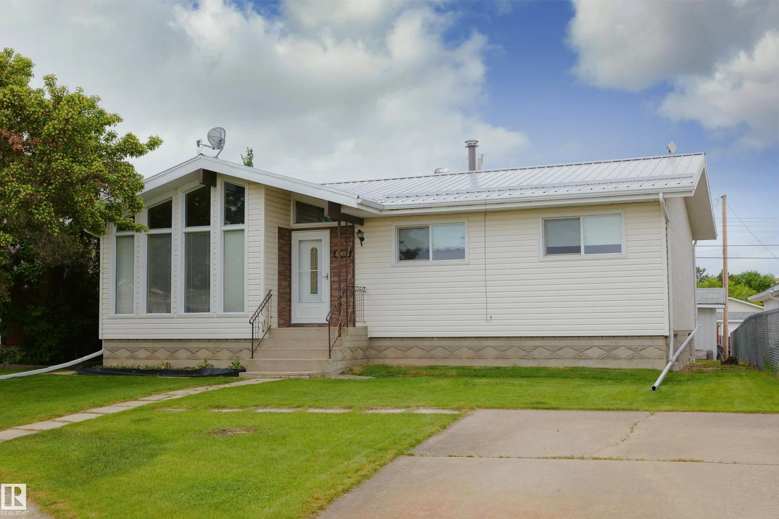 4906 43A ST, Barrhead - 2 bedroom Detached Single Family for sale