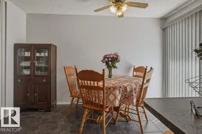 Interior photo 3 of 8901 94 AV