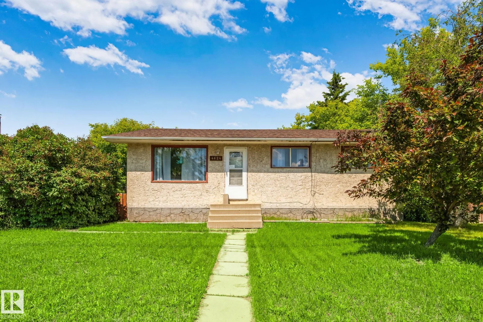 4624 48 AV NW, Redwater - 5 bedroom Detached Single Family for sale