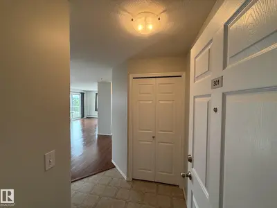 Interior photo 4 of #301 4309 33 ST