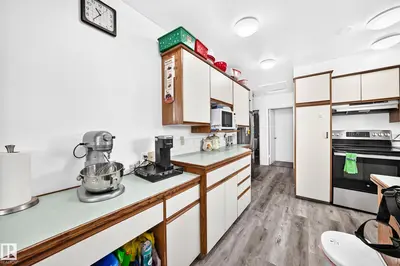 Interior photo 3 of 13311 122 ST NW