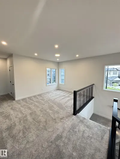 Interior photo 4 of 1061 GOLDFINCH WY NW