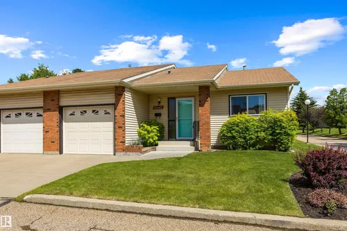 10642 153 AV NW, Edmonton - $314,900
