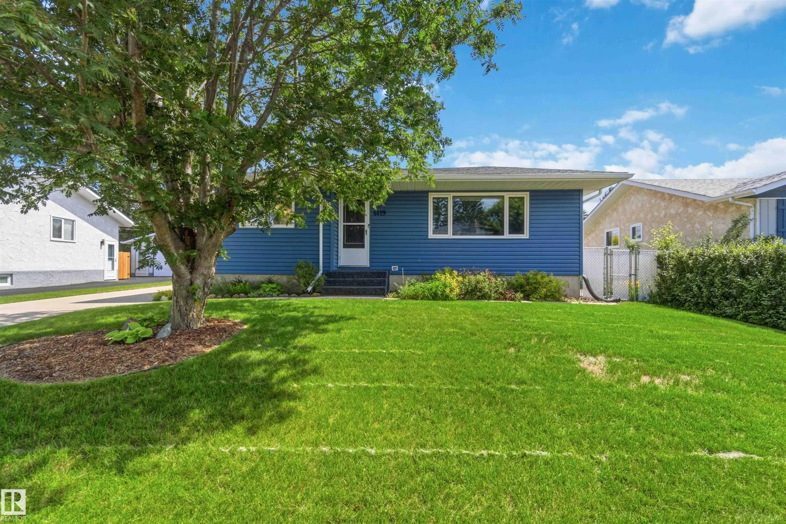 4419 47 ST, Gibbons - 4 bedroom Detached Single Family for sale