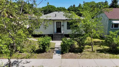 Interior photo 1 of 11927 68 ST NW