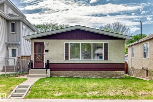 12022 62 ST NW, Edmonton - $379,000