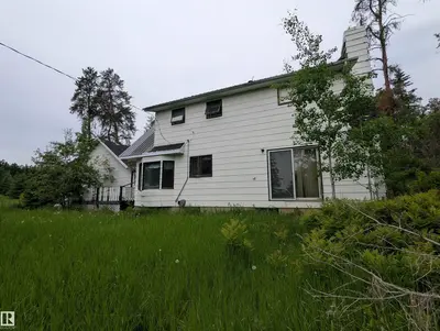 Interior photo 3 of 622049 RGE RD 63