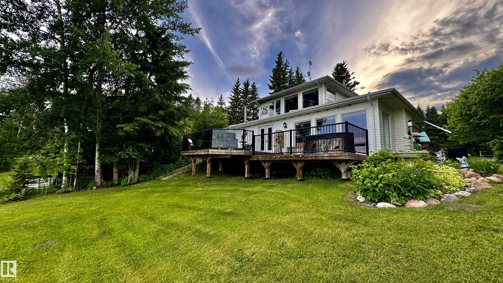 422 11121 TWP ROAD 595, Rural St. Paul County - 3 bedroom Detached Single Family for sale