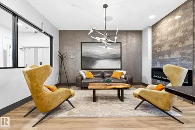 Interior photo 3 of #311 7463 MAY CM NW