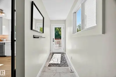 Interior photo 4 of 10507 69 AV NW