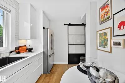 Interior photo 3 of 10507 69 AV NW