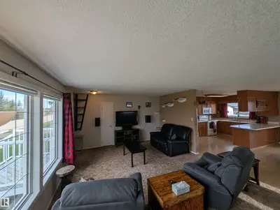 Interior photo 2 of 4844 47 AV